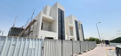 Ход строительства Best Town Villas, Jumeirah Village Triangle — 2 июля 2026, готовность 76,10%, снимок 7 из 9