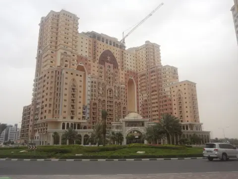 Ход строительства Silicon Gates 1, Dubai Silicon Oasis — 21 апреля 2013, готовность 90,75%, снимок 13 из 13