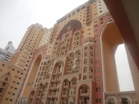 Ход строительства Silicon Gates 1, Dubai Silicon Oasis — 21 апреля 2013, готовность 90,75%, снимок 11 из 13