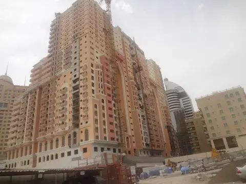 Ход строительства Silicon Gates 1, Dubai Silicon Oasis — 21 апреля 2013, готовность 90,75%, снимок 4 из 13