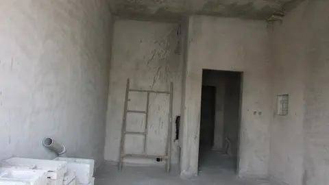 Paradise One, Jumeirah Village Triangle construction progress — 1 May 2017, 60.44% complete, photo 2 of 3